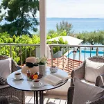 Apartament Acrotel Athena *