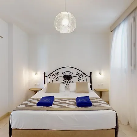 Acrotel Athena Lägenhet Elia Nikitis