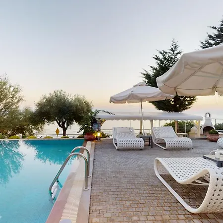 Acrotel Athena Apartment *