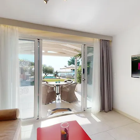 Acrotel Athena Apartment
