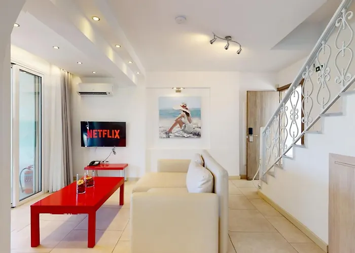 Apartamento Acrotel Athena *