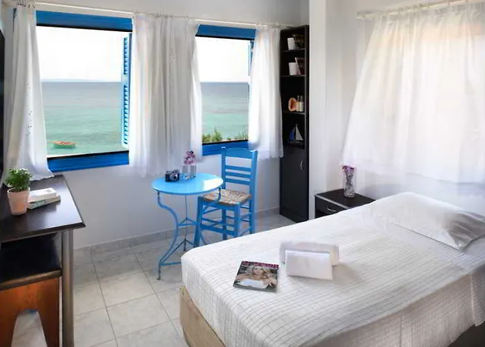 Acrotel Athena Elia Nikitis