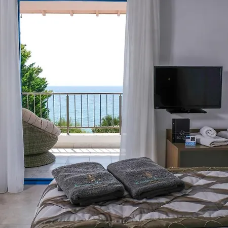 Acrotel Athena * إيليا